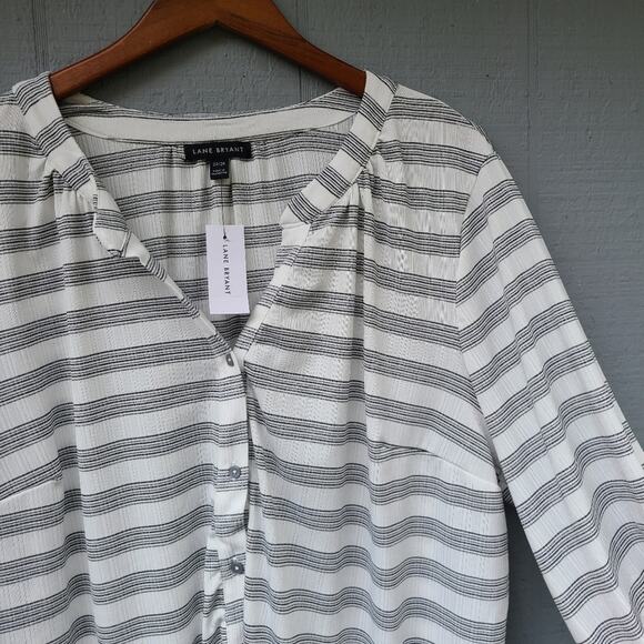 Lane Bryant Striped Button Front Top B/W NWT - Picture 2 of 11